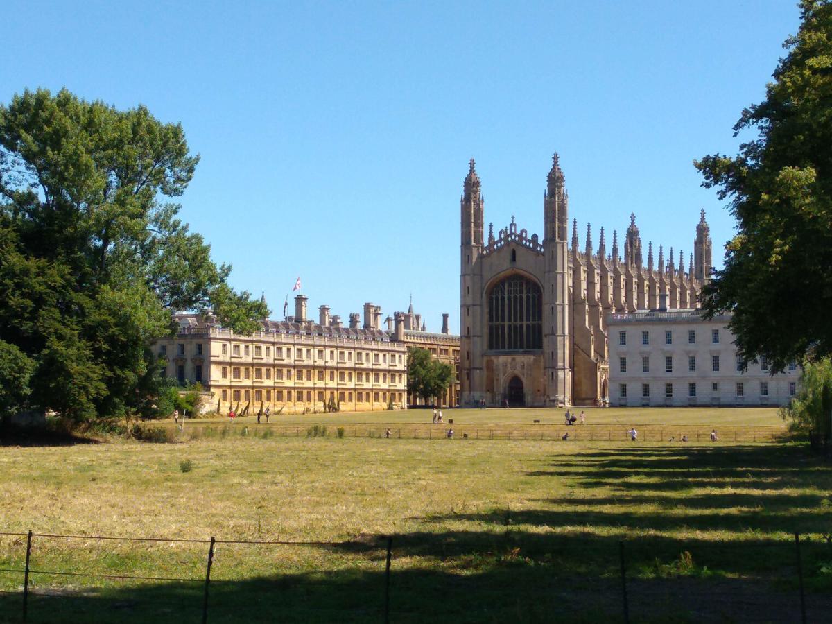 Cambridge Farmers Outlet Cambridge (Cambridgeshire) Bagian luar foto