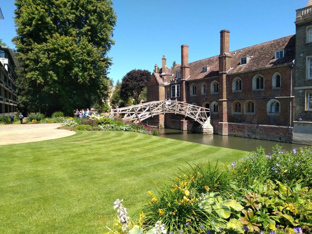 Cambridge Farmers Outlet Cambridge (Cambridgeshire) Bagian luar foto